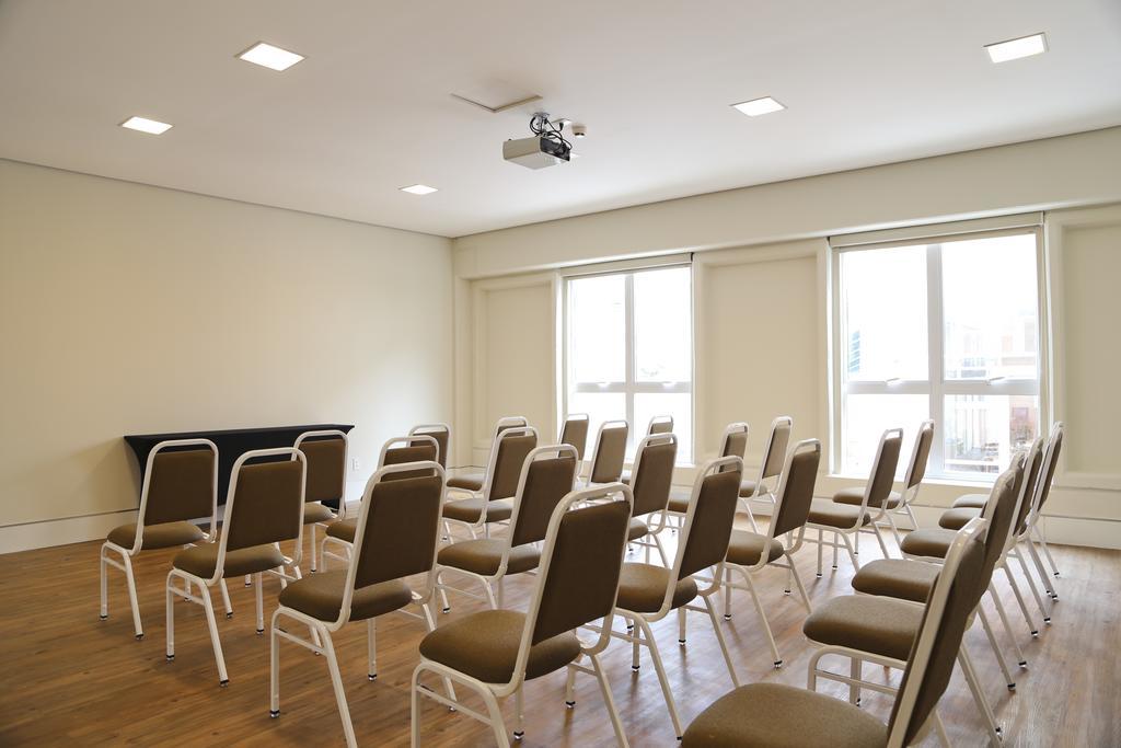 קמפינאס Vitoria Hotel Express Dom Pedro מראה חיצוני תמונה