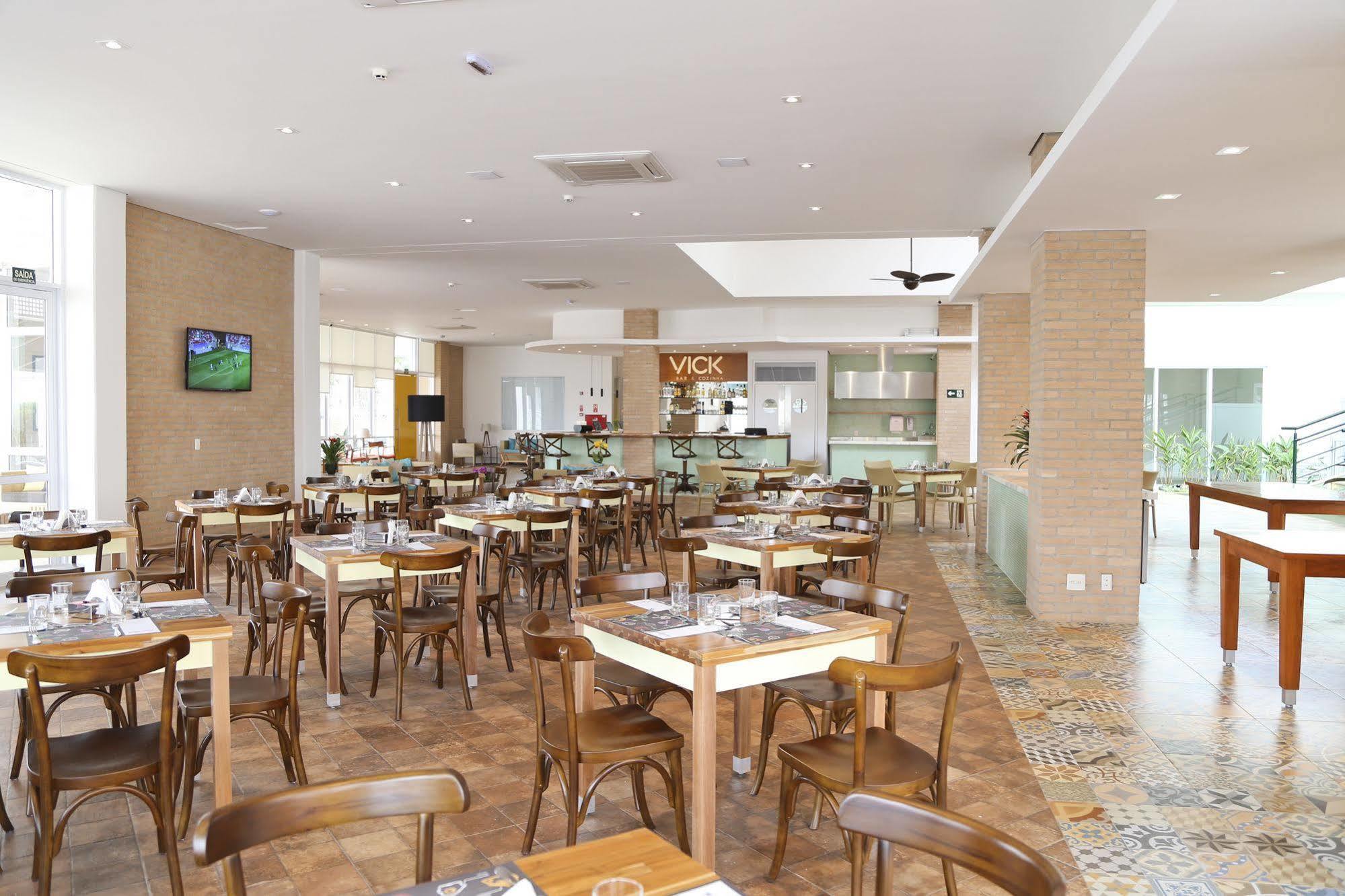 קמפינאס Vitoria Hotel Express Dom Pedro מראה חיצוני תמונה