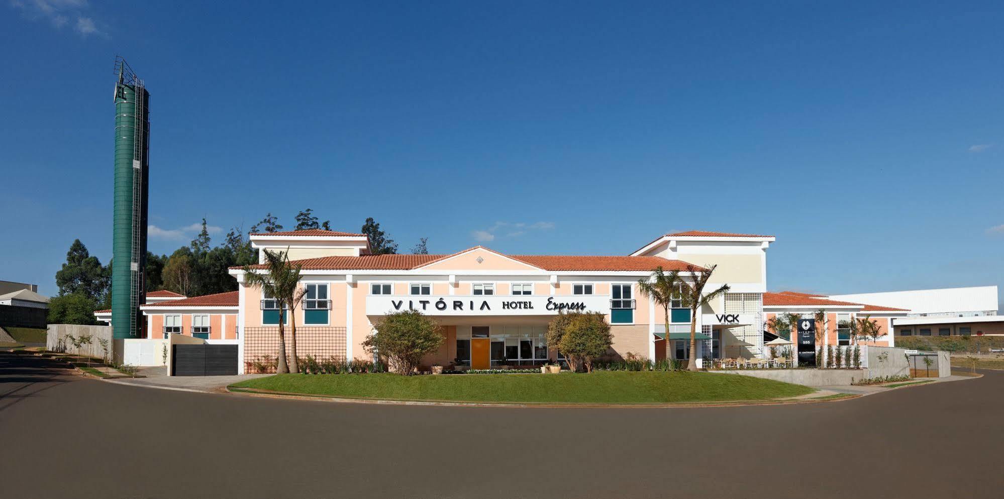 קמפינאס Vitoria Hotel Express Dom Pedro מראה חיצוני תמונה